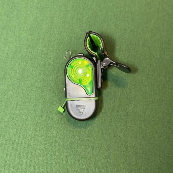 بازر گیره‌ای سبز