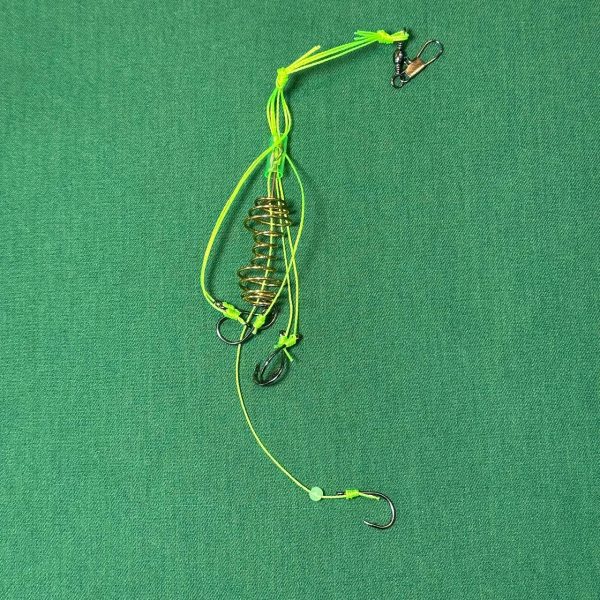 فنر فیدر طلایی